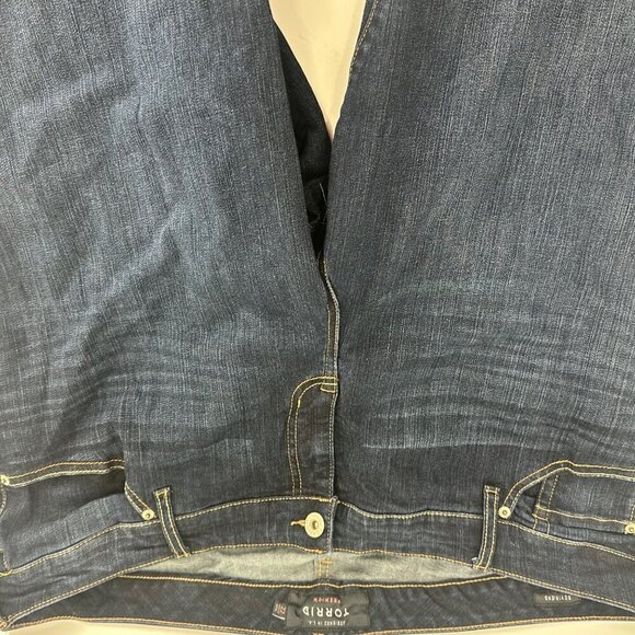 Torrid Premium Boyfriend Jeans Size 22 Medium Wash Raw Hem Stretch Denim - Picture 4 of 11